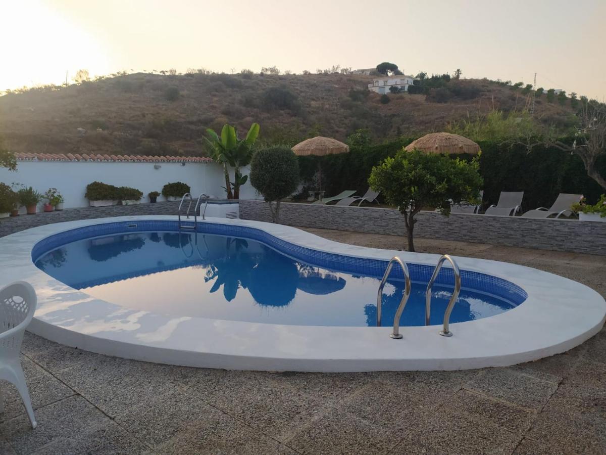 Villa Candela En Benajarafe Piscina Privada Exterior foto